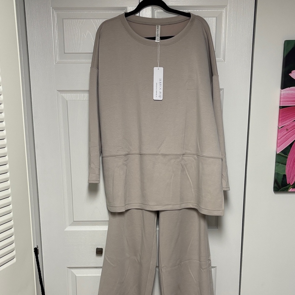 Dear Scarlett Taupe Lounge Ensemble